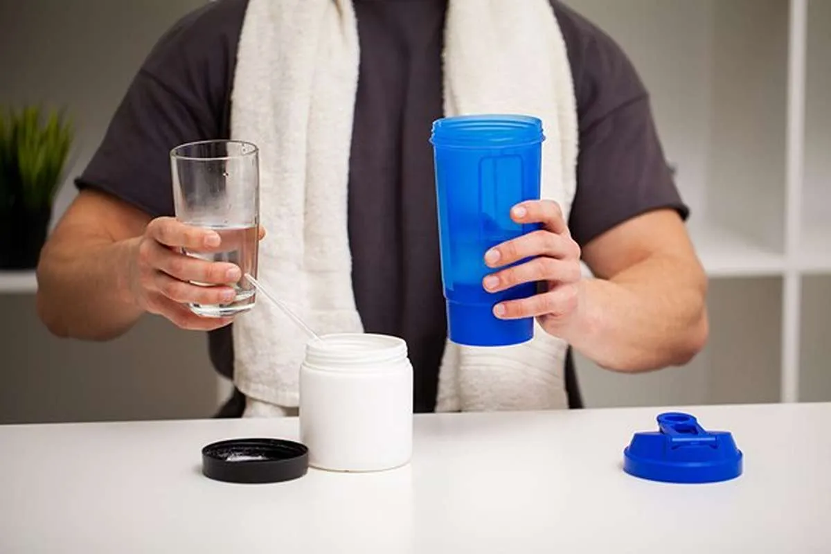 طریقه مصرف کراتین با آب-روش مصرف کراتین-مکمل آباد